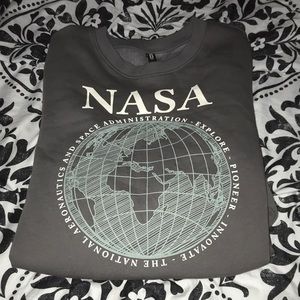 H&M Cropped NASA Crewneck Sweatshirt
